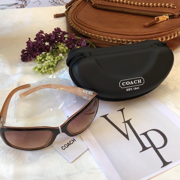 Coach Accessories - NWT Coach VIP Gift Sunglasses